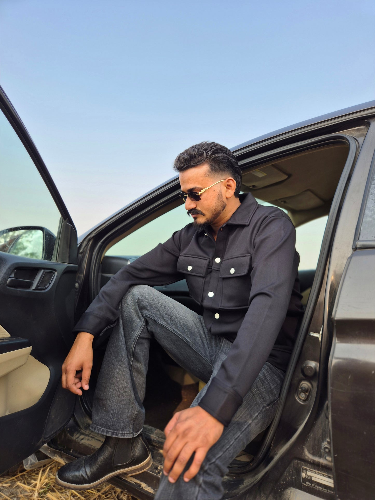 Young Premium Shackets – Style Meets Comfort